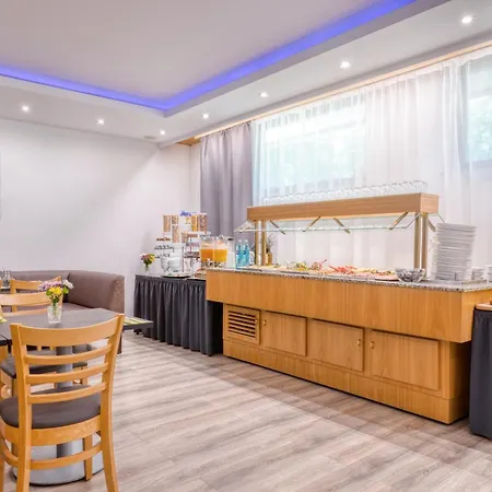 Waldhotel 3*