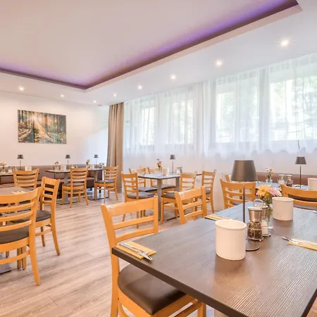 Waldhotel מלון